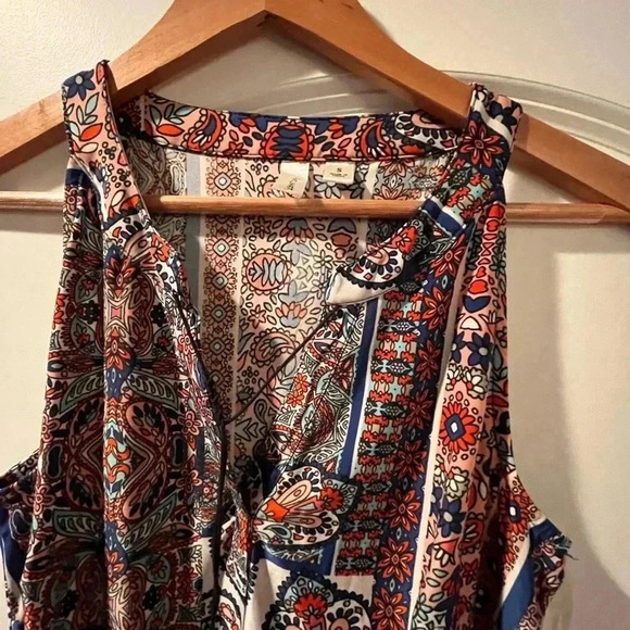 ~Tacera~ Dress - Small - Picture 4 of 8